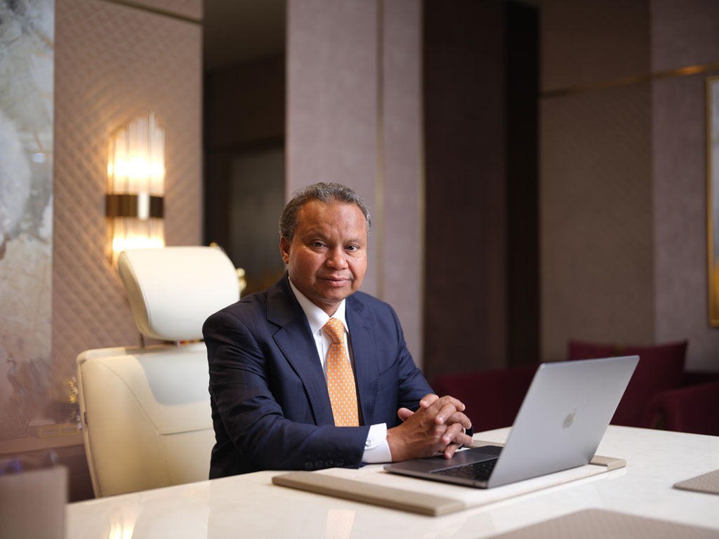 NRIs Reshape Indian Real Estate: Investment Share Soars to 20% in 2025